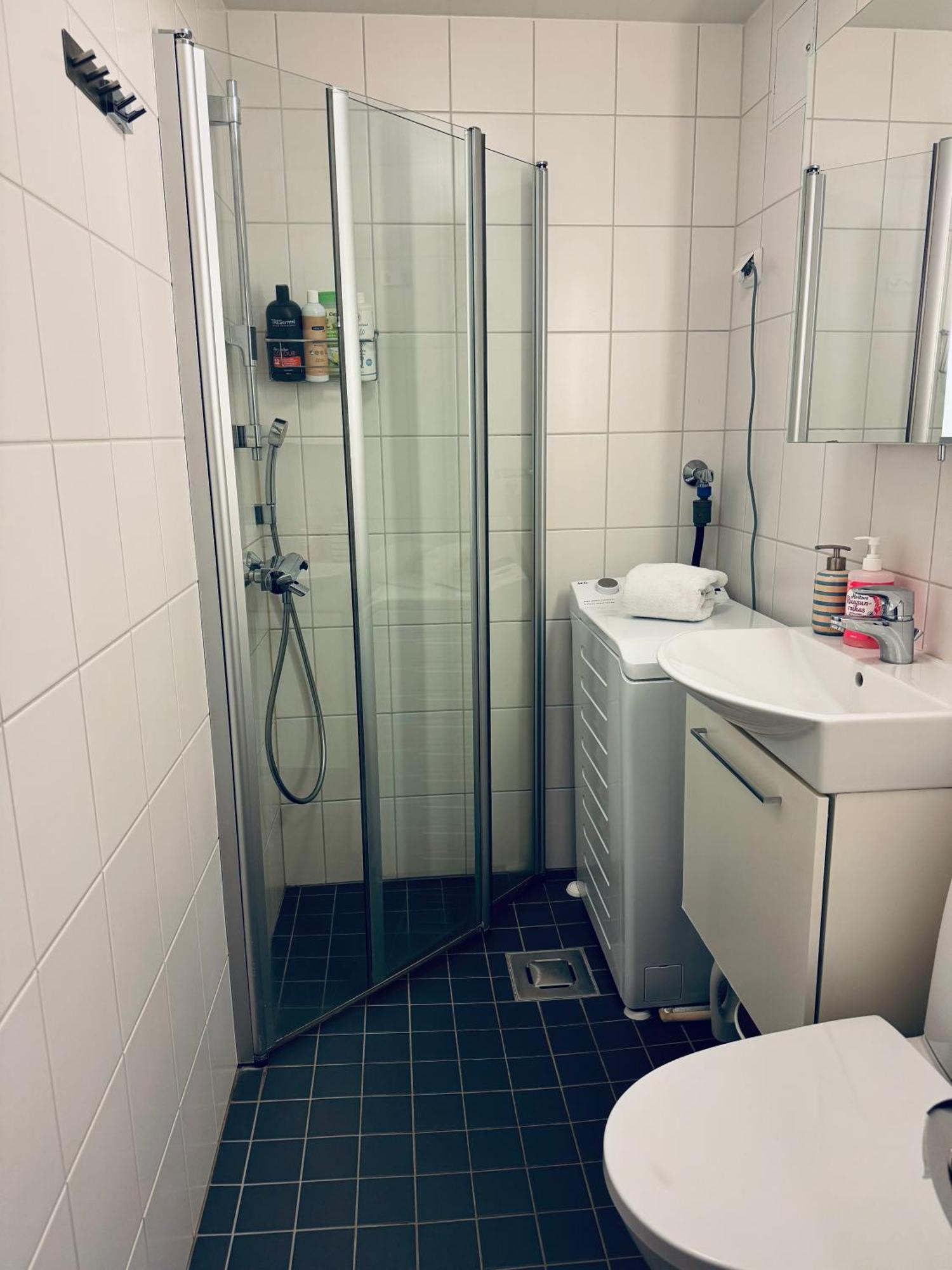 Lovely Apartment, Vuorimiehenkatu 31 Helsinki Bagian luar foto